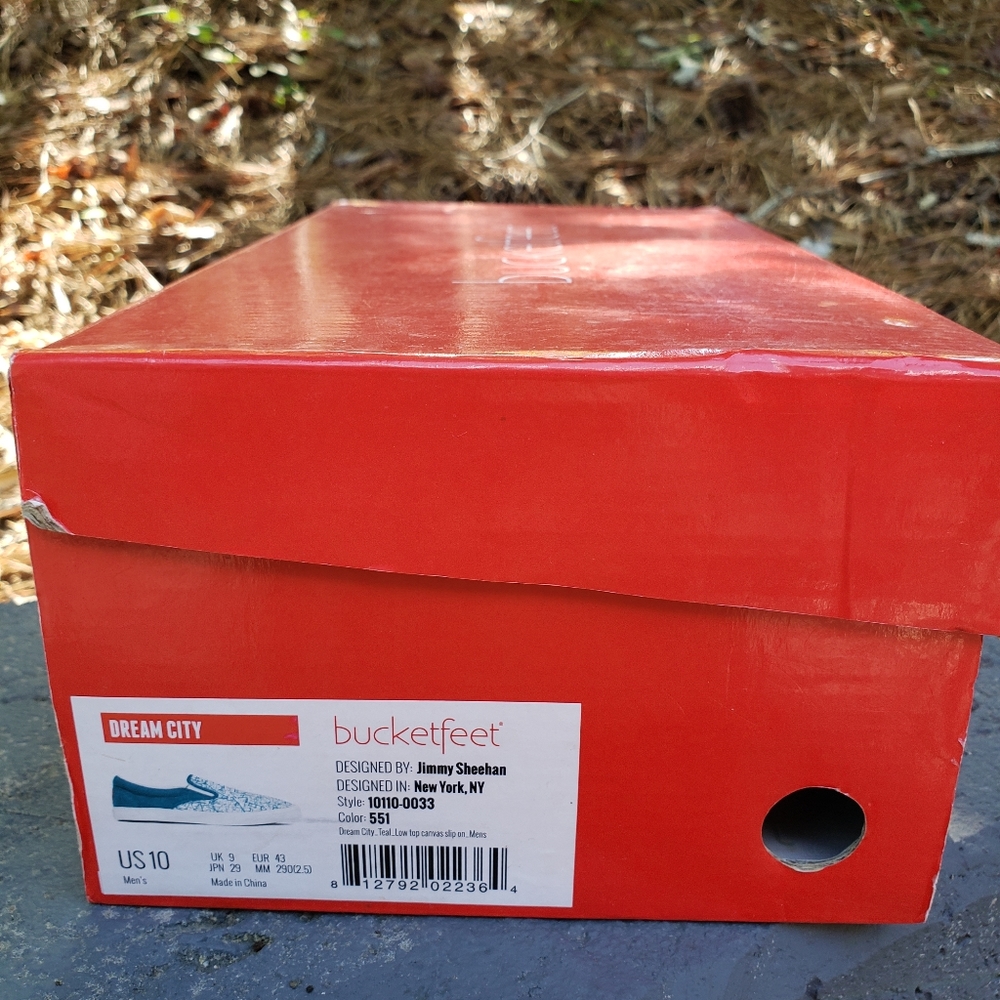 Bucket Feet Slip-ons - Picture 2 of 8